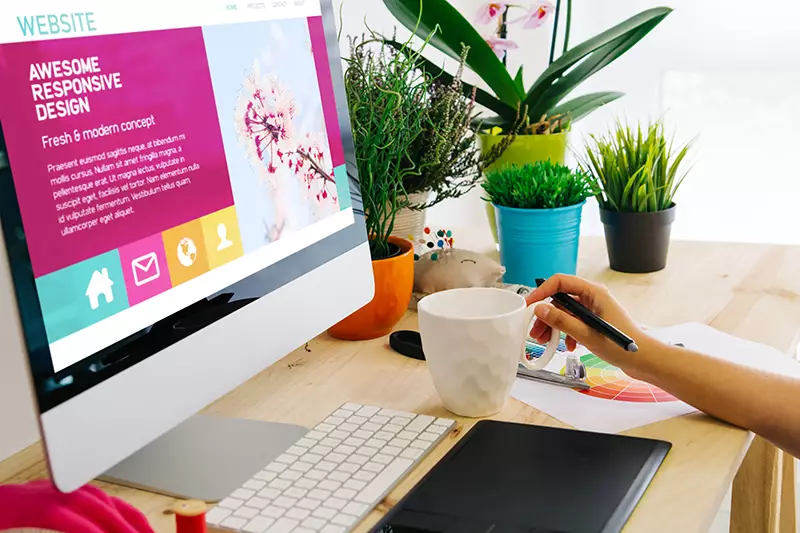 Why Work With An Agency